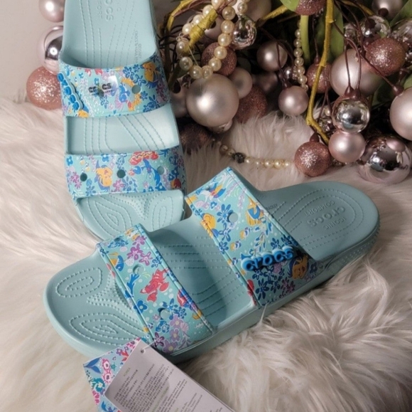 Disney Crocs Classic Ariel Sandals brand new - Picture 2 of 5